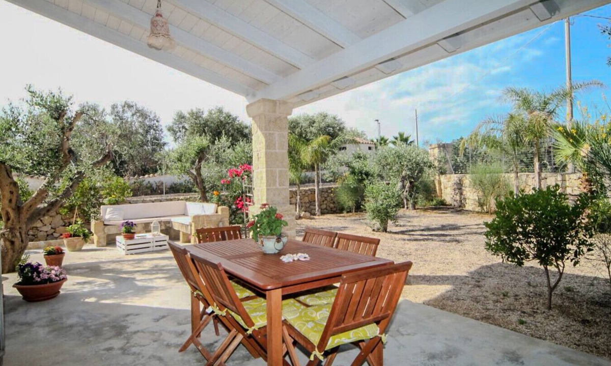 Posto Rosso Villa | Villa Mortella - Castelfranco di Sotto