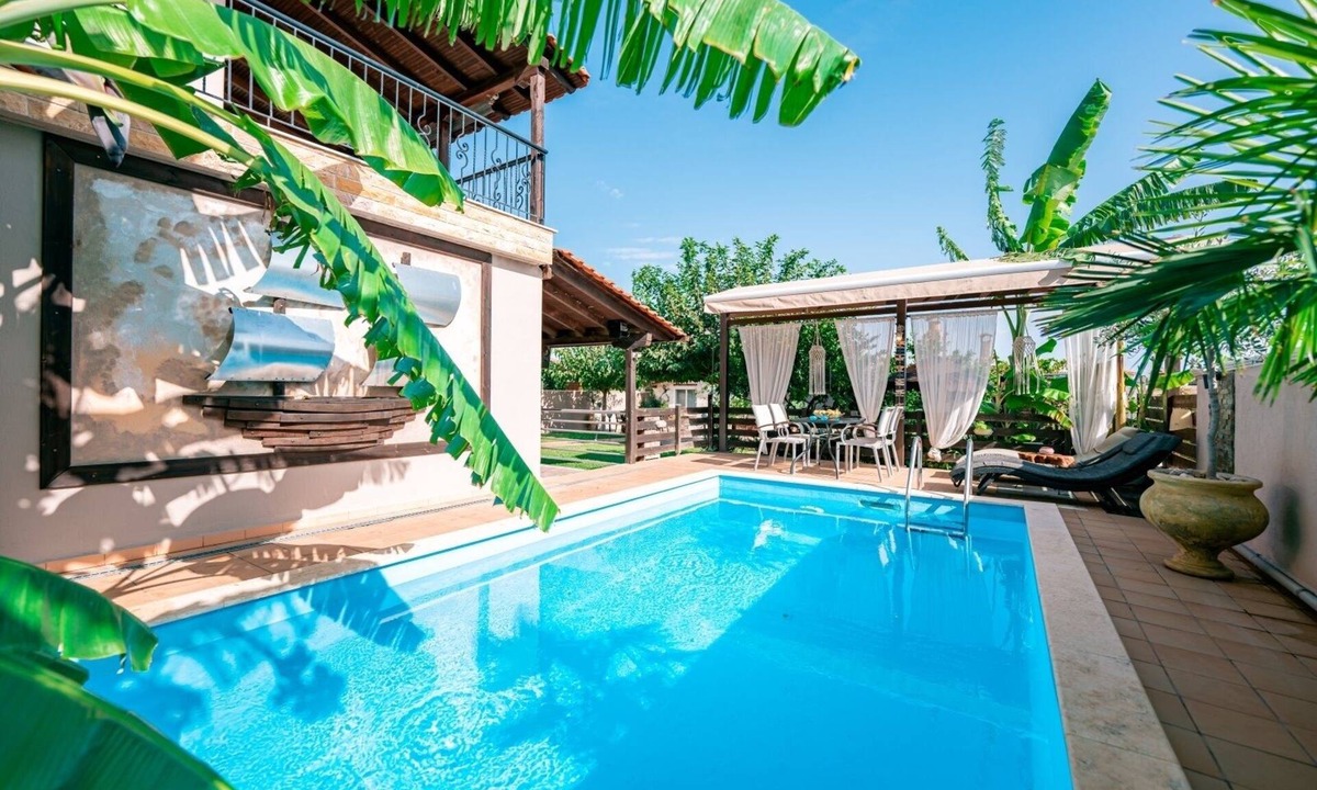 Flogita Villa | Villa Natura by Rentals Pro Services