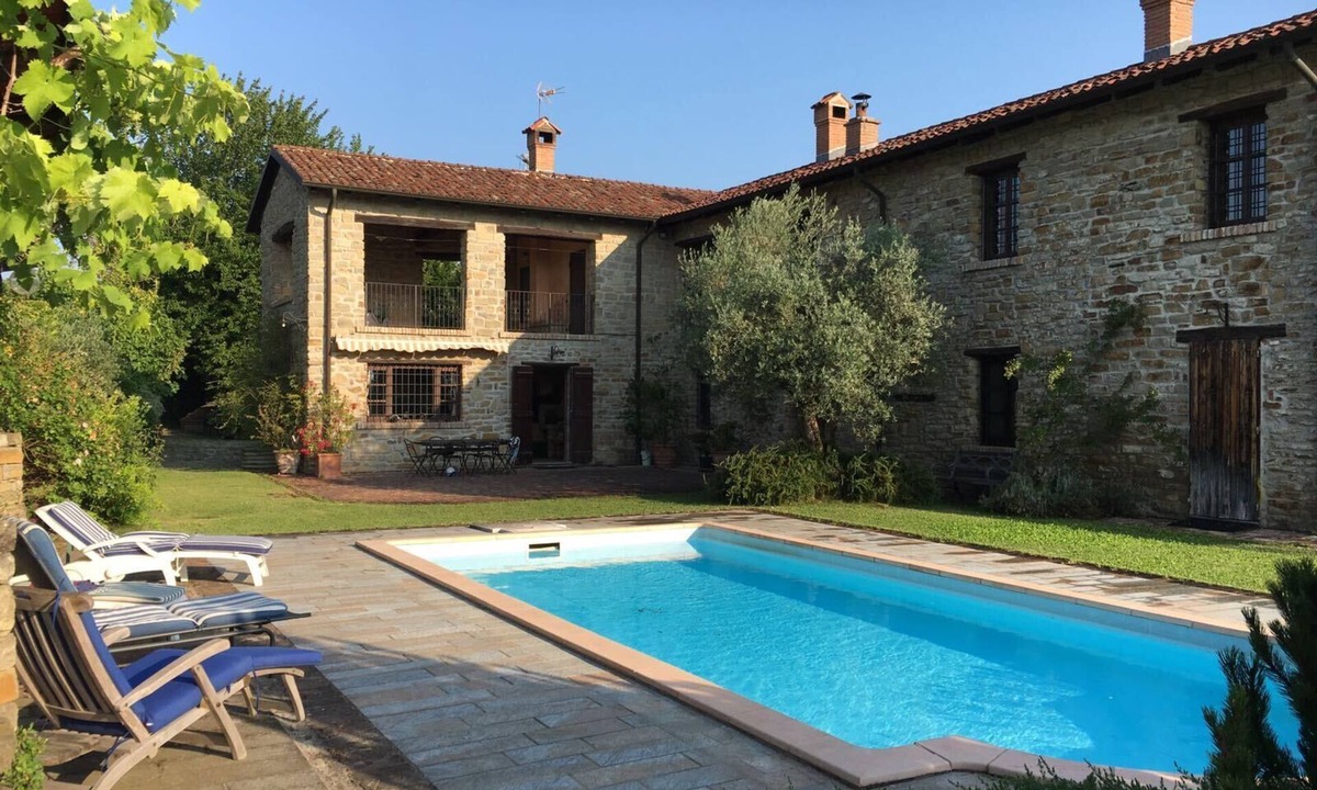 Castino Villa | Villa Natura Piemonte With Private Pool