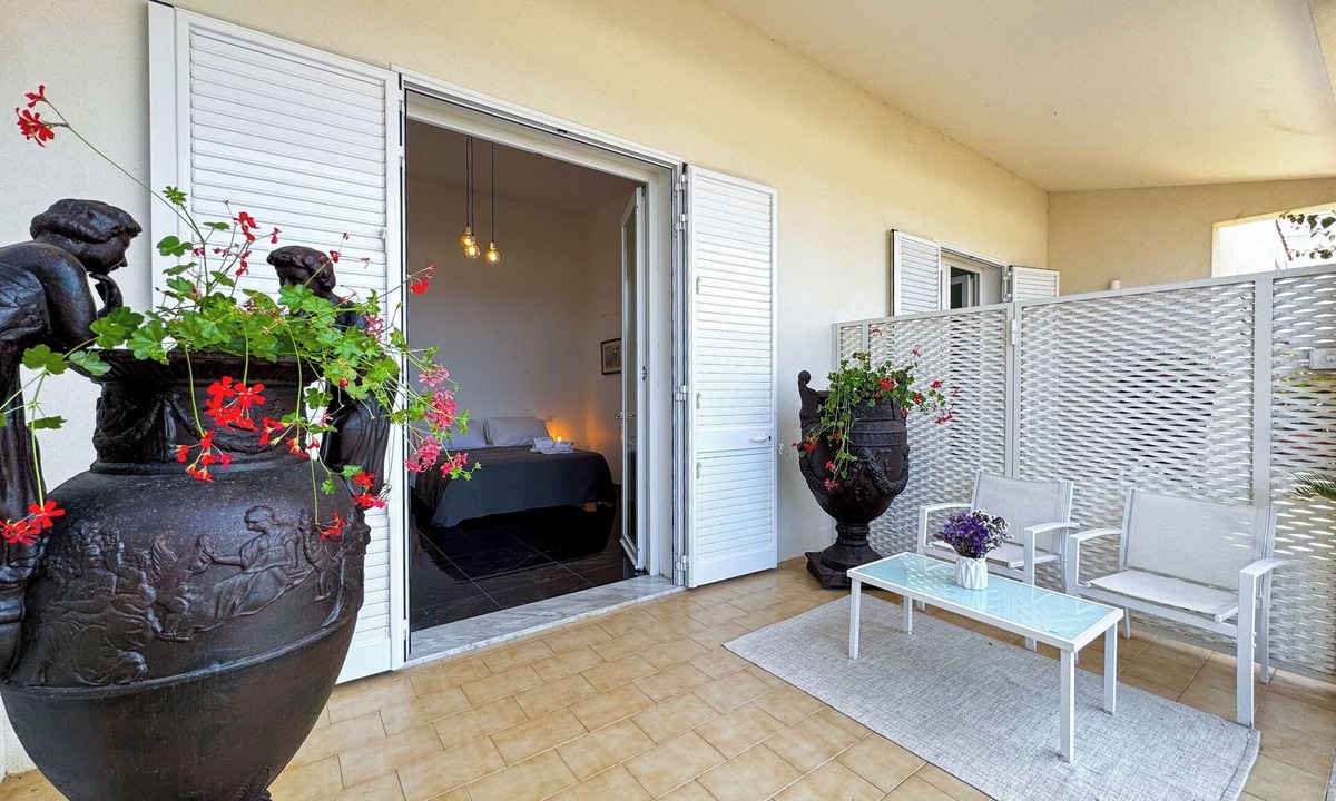 Santa Caterina Apartment | Villa Nauna - Villa house with panoramic terrace facing the sea