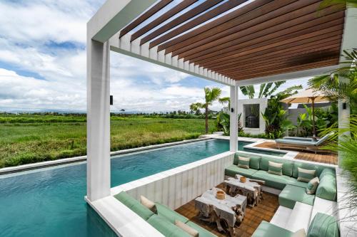 Mambal Villa | Villa Nirwana Air by BaliSuperHost