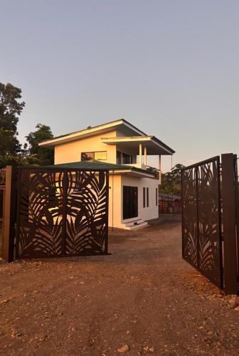 Naranjito Villa | Villa Nomad