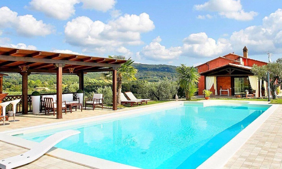 Roccastrada Villa | Villa Norma, fully refundable with voucher*: An elegant and welcoming two-story villa located on top of a small hill, with Free WI-FI.