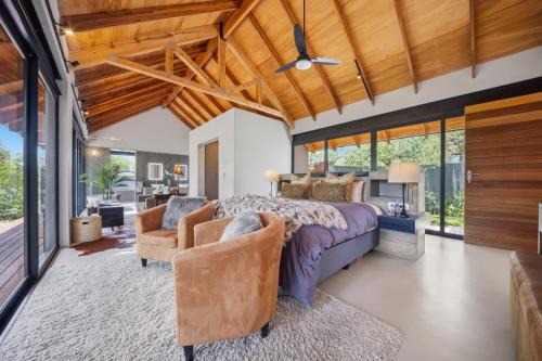 Hoedspruit Villa | Villa Nsovo