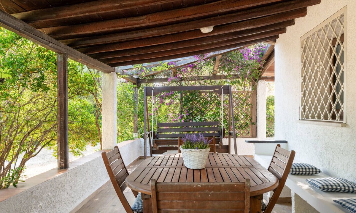 Pittulongu Ski Chalet | Villa Olivastro - family home in Pittulongu