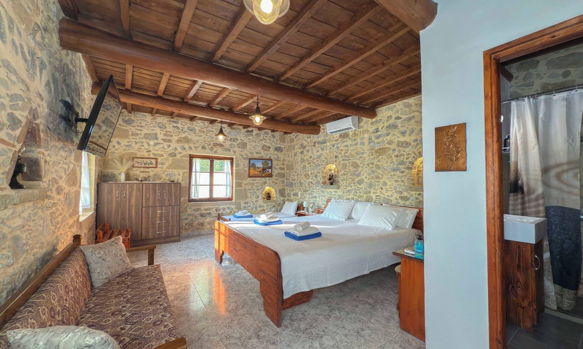 Kissamos Villa | Villa Olive Tree with Private Pool