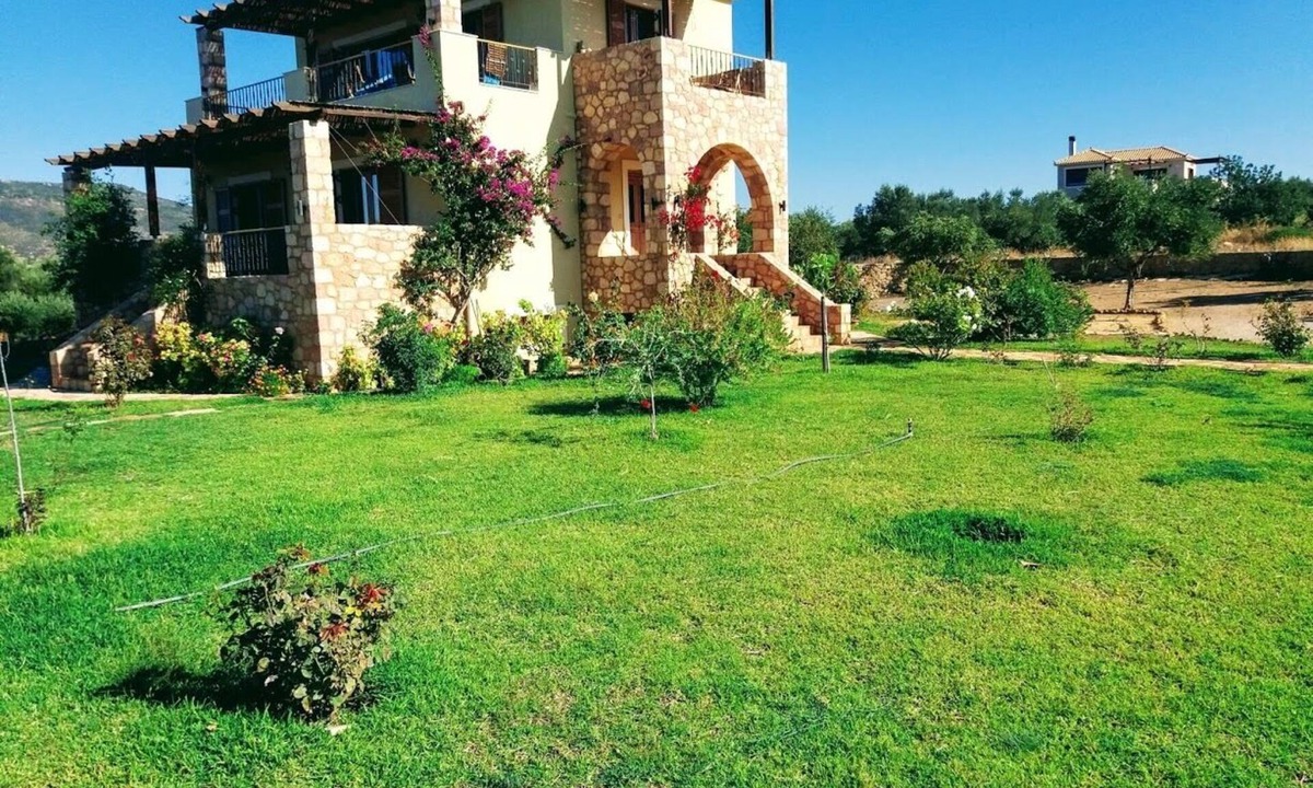 Demonia Villa | Villa Othon - Leni Τhe most beautiful sunsets in the Laconian Gulf.