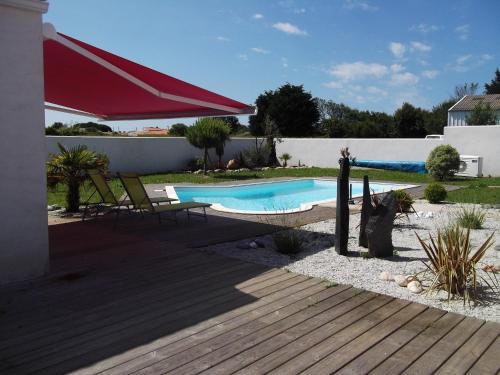 L'Echardiere Villa | Villa Oyala avec piscine, spacieuse et de qualite