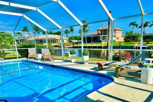 Caloosahatchee Villa | Villa Palaco