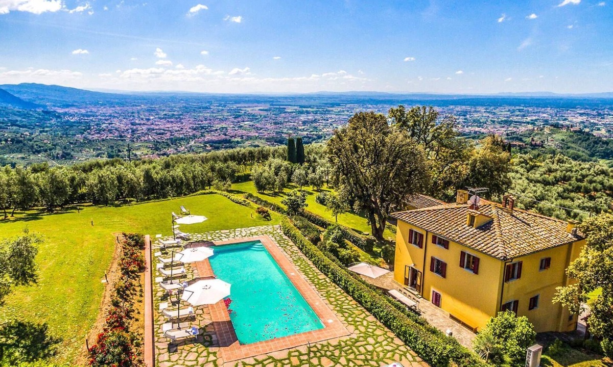Margine Coperta-Traversagna Villa | VILLA PANORAMA - Five Bedroom Villa, Sleeps 12