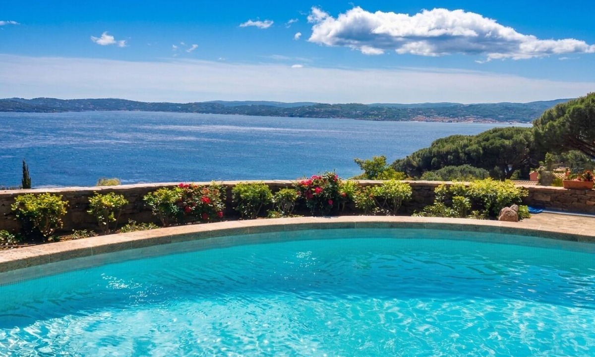 Sainte-Maxime Villa | Villa panoramic sea view gulf of Saint -Tropez swimming pool 6 bedrooms 6 bathrooms 12 pers