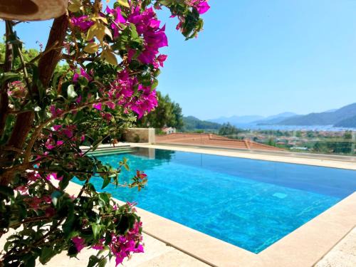 Gocek Villa | Villa Paradaise is Magnificent Villa with Sea view and infinity Pool