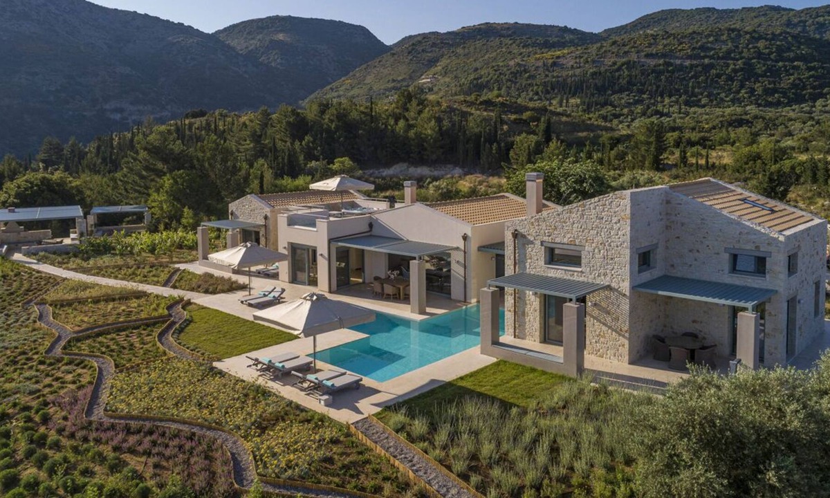 Chortata Villa | Villa Paraskevi - Four Bedroom Villa, Sleeps 8
