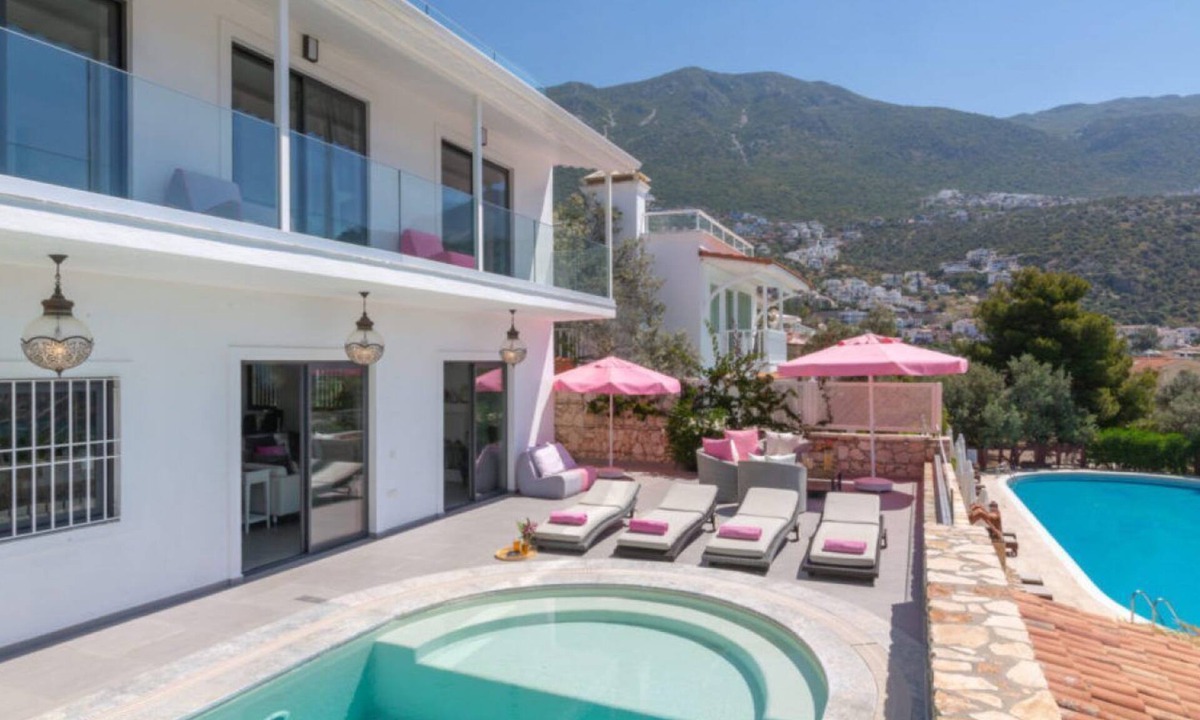 Kalkan Villa | Villa Pembe Ev