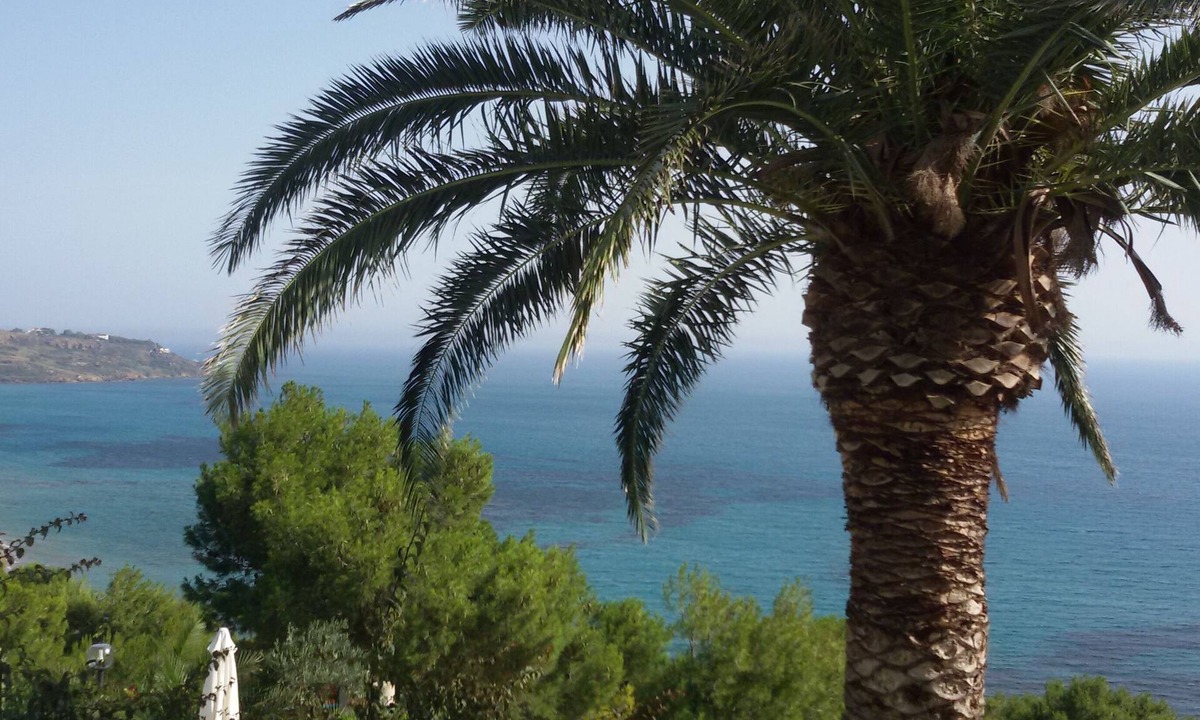 Sciacca Villa | Villa PEONIA a window on the sea
