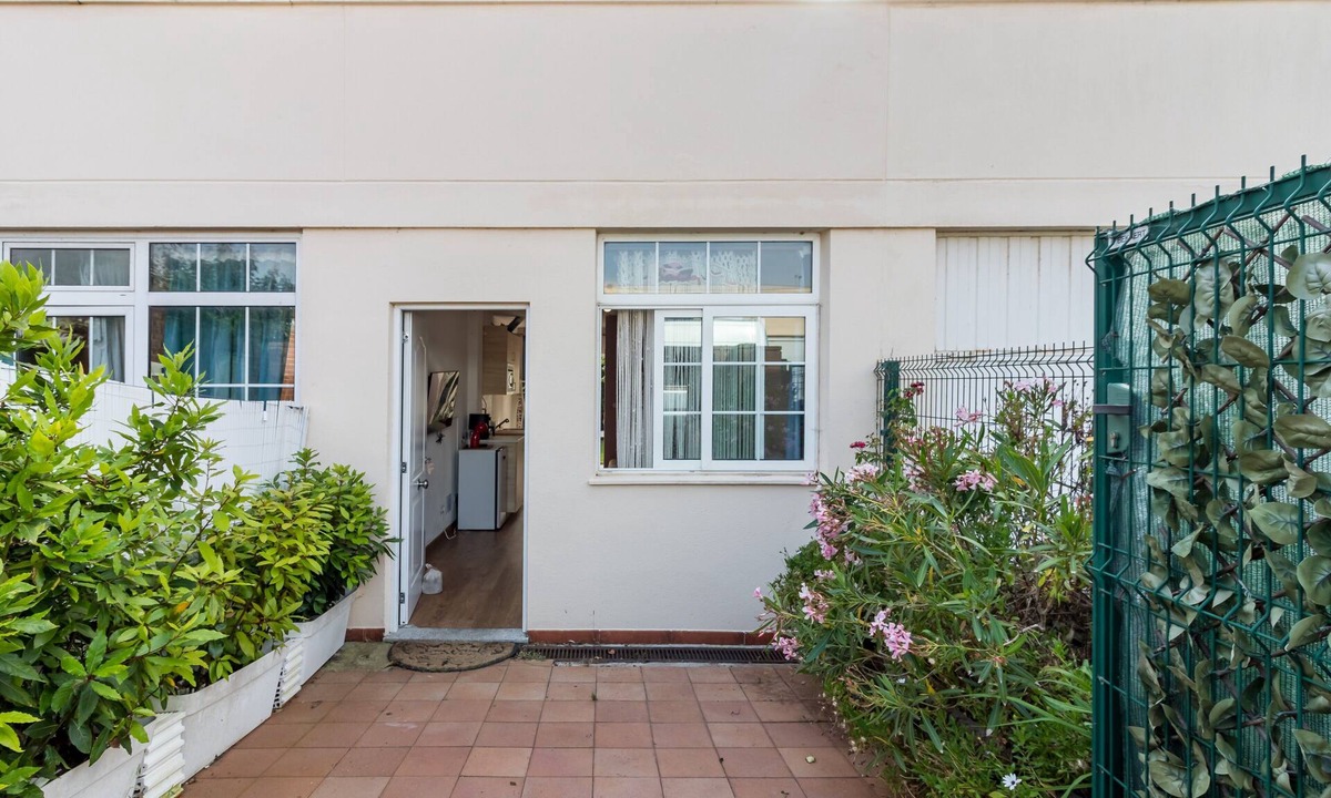 Liencres Apartment | Villa Peral Apartment with Private Terrace and Garden in Liencres
