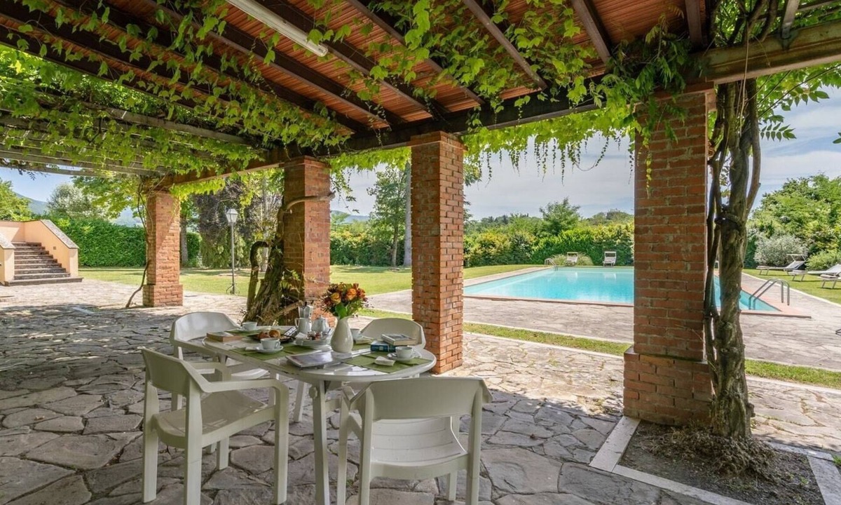 Borgo San Lorenzo Villa | Villa Picchio - Private Tuscan villa with swimming pool