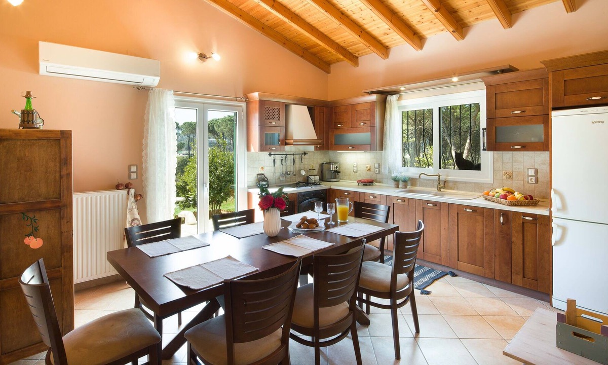 Agios Ioannis Villa | Villa Pine Forest by Corfuescapes