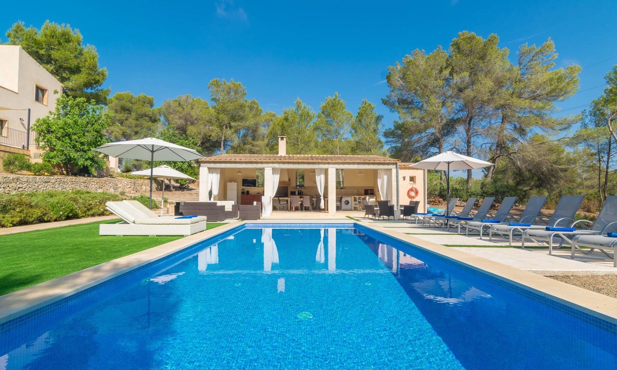 Felanitx Villa | VILLA PINS - Villa with private pool in Portocolom. Free WiFi