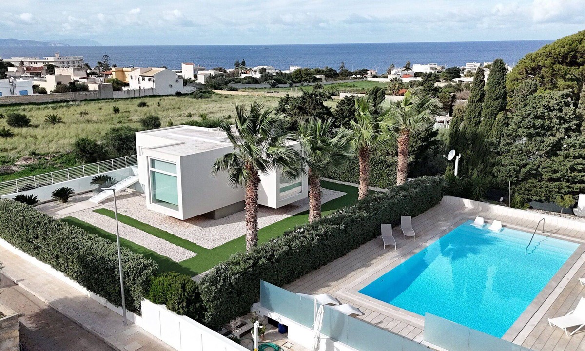 Pizzolungo Villa | Villa Pizzolungo – Modern villa just 200 mt from the sea in Sicily