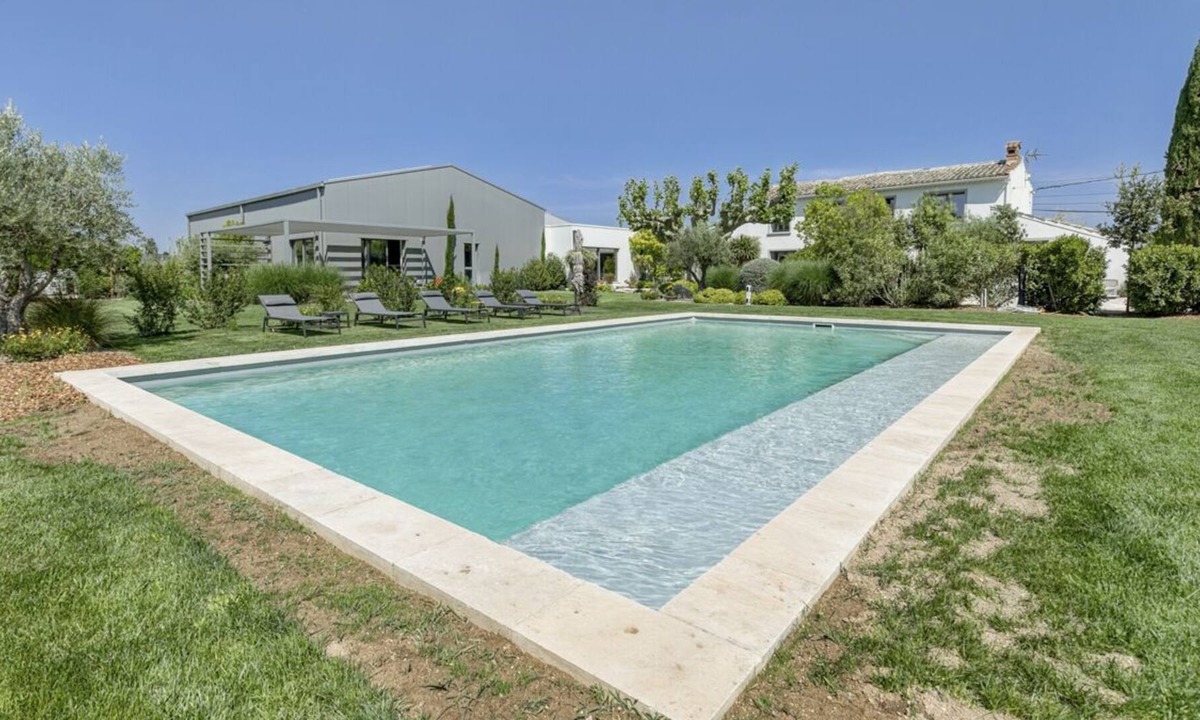 Cavaillon Villa | Villa Platane - Five Bedroom Villa, Sleeps 10