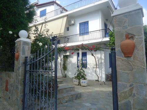 Methana Apartment | Villa Popi