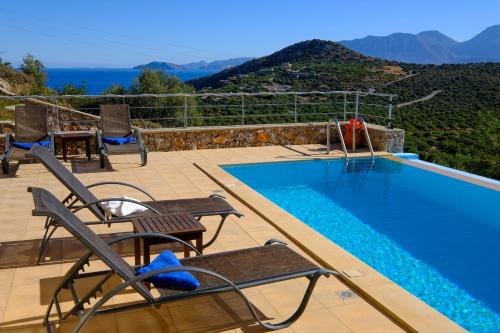 Vathi Villa | Villa Poppy