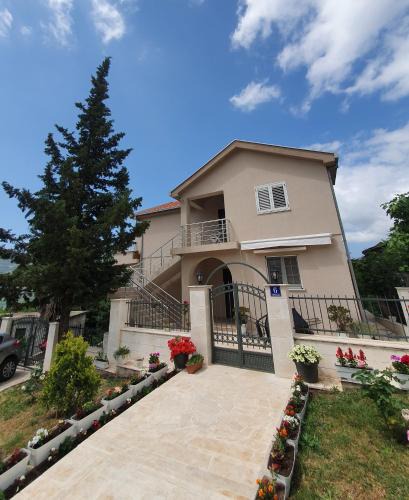 Ratisevina House | Villa RADA