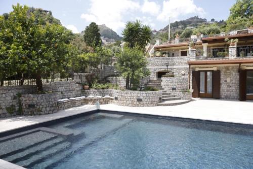 Spisone Villa | Villa Ragona Taormina