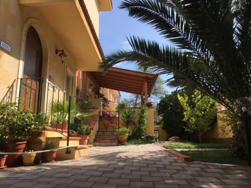 Racalmuto Hotel | Villa Rahal