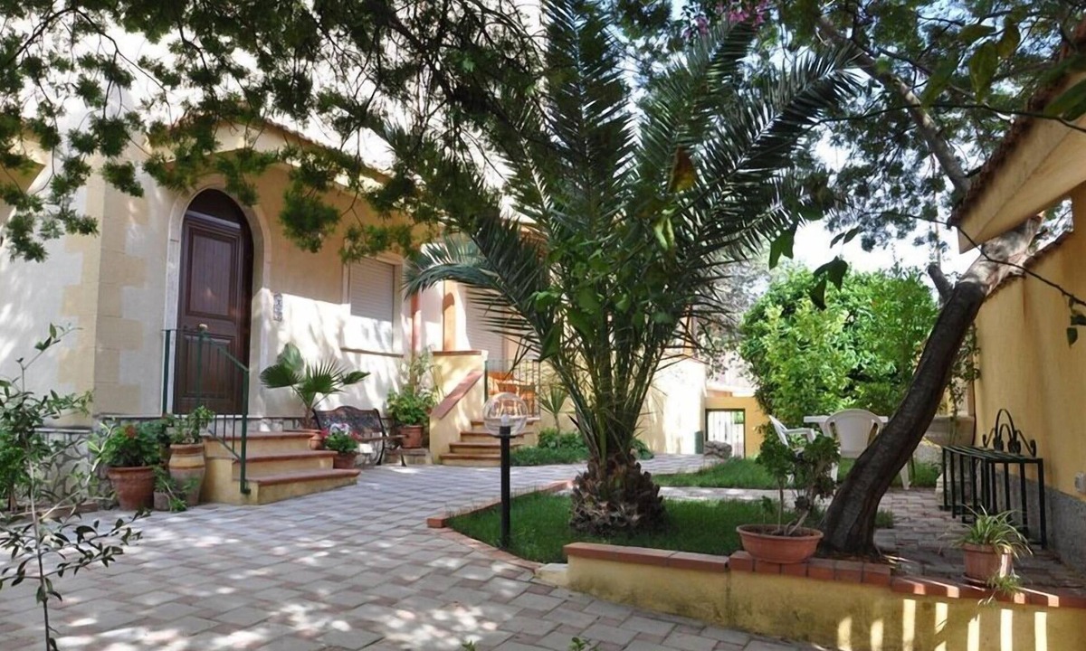 Racalmuto Bed & Breakfast | Villa Rahal