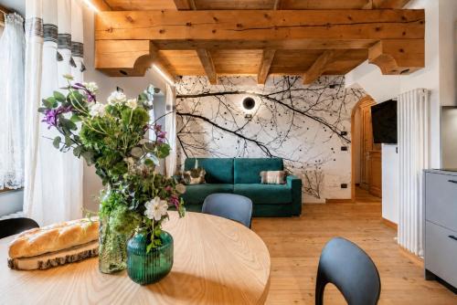 Ronzone Apartment | Villa Recla