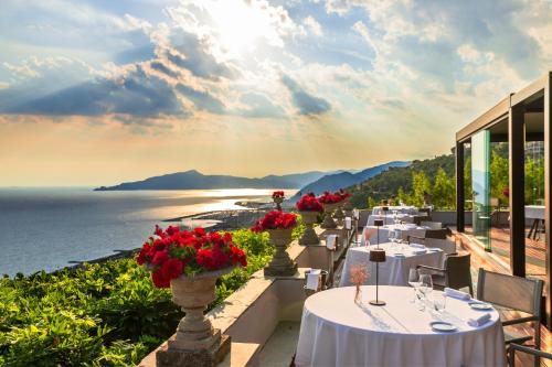 Santa Giulia Hotel | Villa Riviera Resort