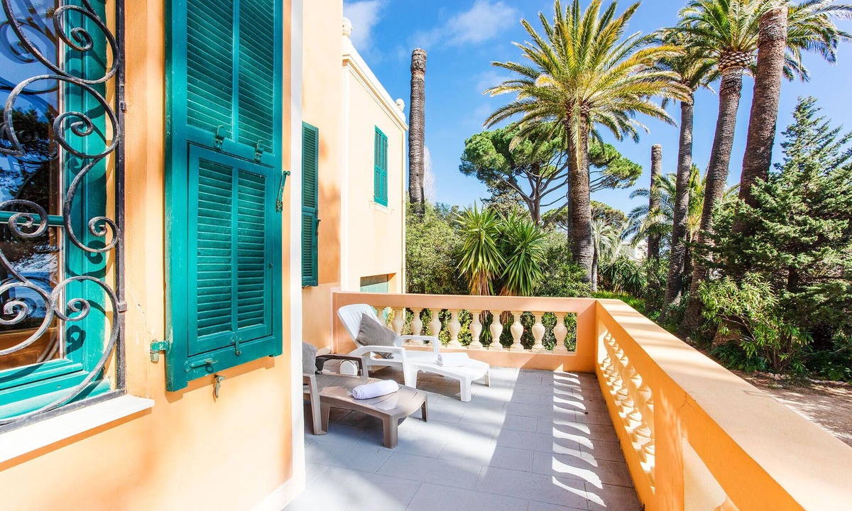 Cap d'Ail Villa | VILLA ROC FLEURY VI1094 by RIVIERA HOLIDAY HOMES