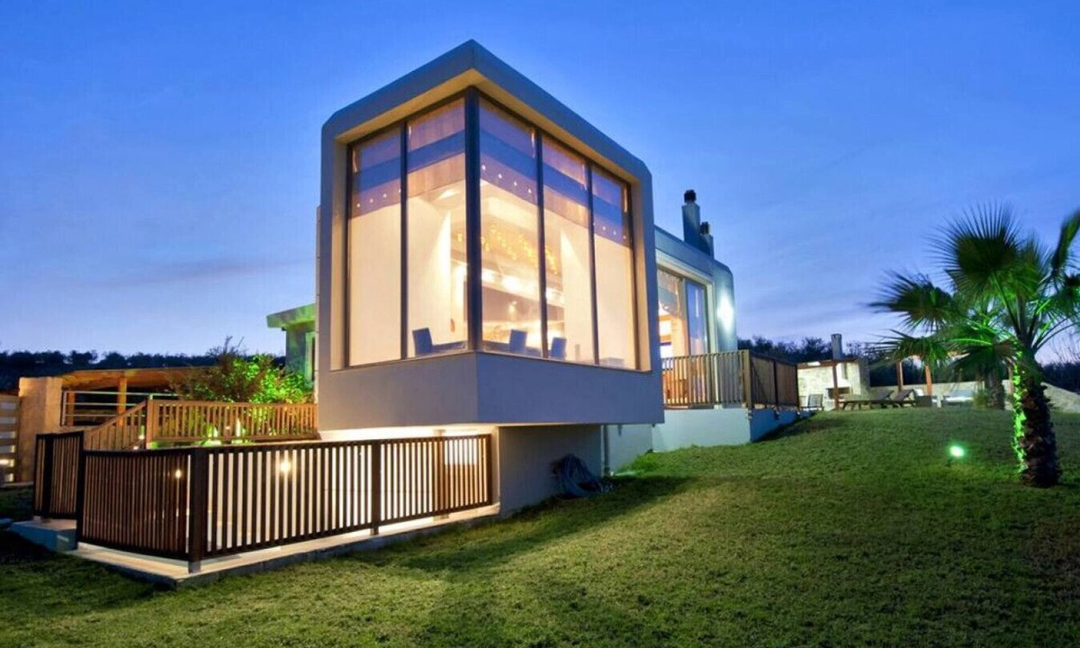 Platanias Villa | Villa Rogu - Next to Maleme - 4BD -10 people