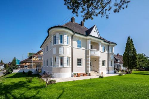 Oxenbronn Villa | Villa Romantika