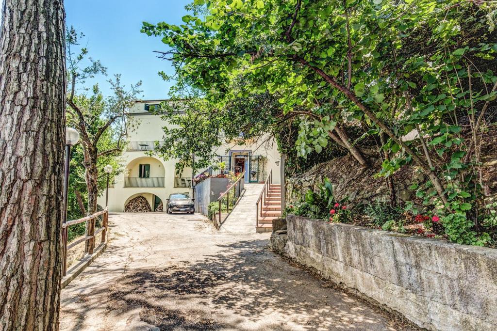 Sant'Agata sui Due Golfi Hotel | Villa Romita