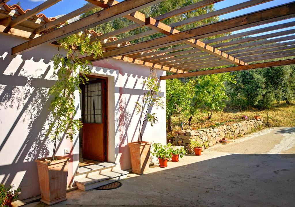 Oliena Villa | Villa Sa Pruna