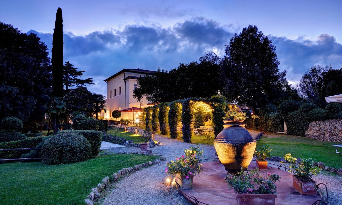 Mensanello Hotel | Villa Sabolini