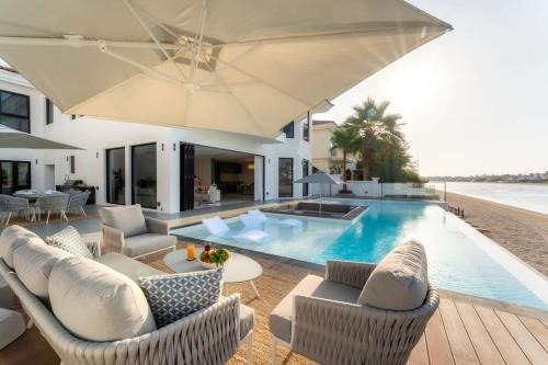 Palm Jumeirah Villa | Villa Sarai by Luxury Explorers Collection