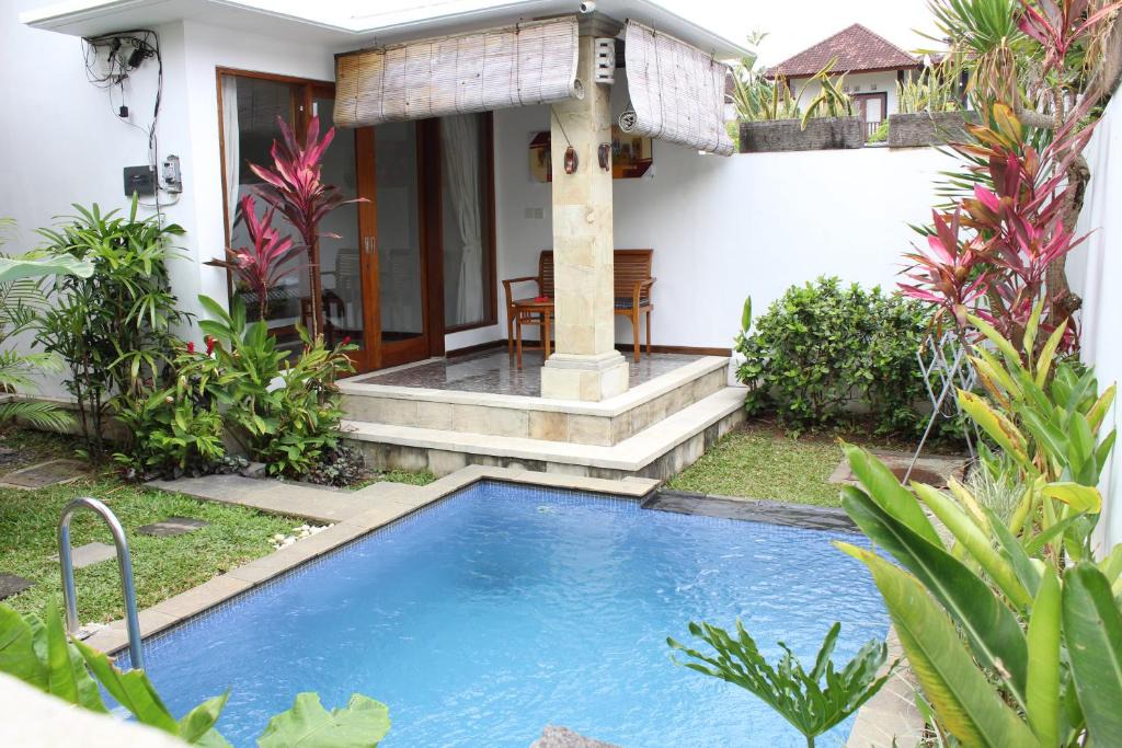 Kutuh Kaja House | Villa Sari Private