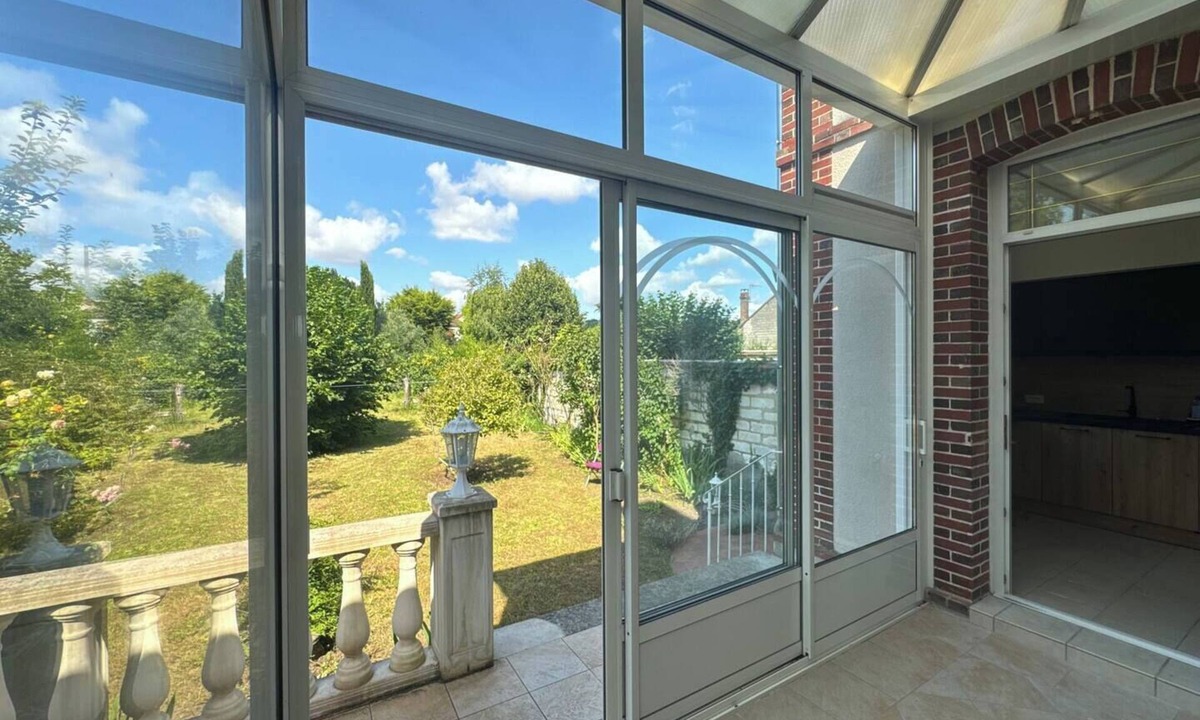 Sens House | Villa Sénone – Group Getaway in the Heart of Sens