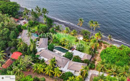 Kubutambahan Villa | Villa Sisi Pantai