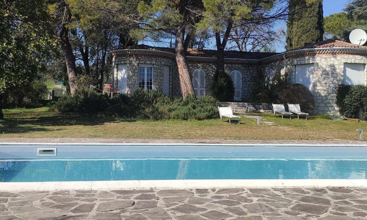 Portese Villa | VILLA SOFIA Lake view. Large salt water pool.