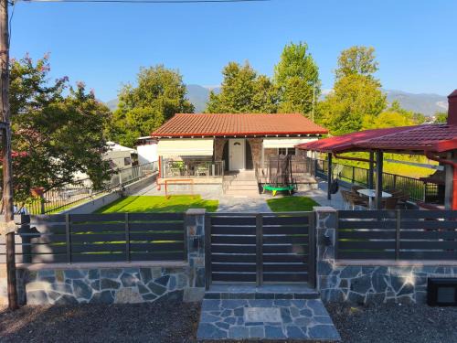 Leptokaria House | Villa Sofia By The Sea