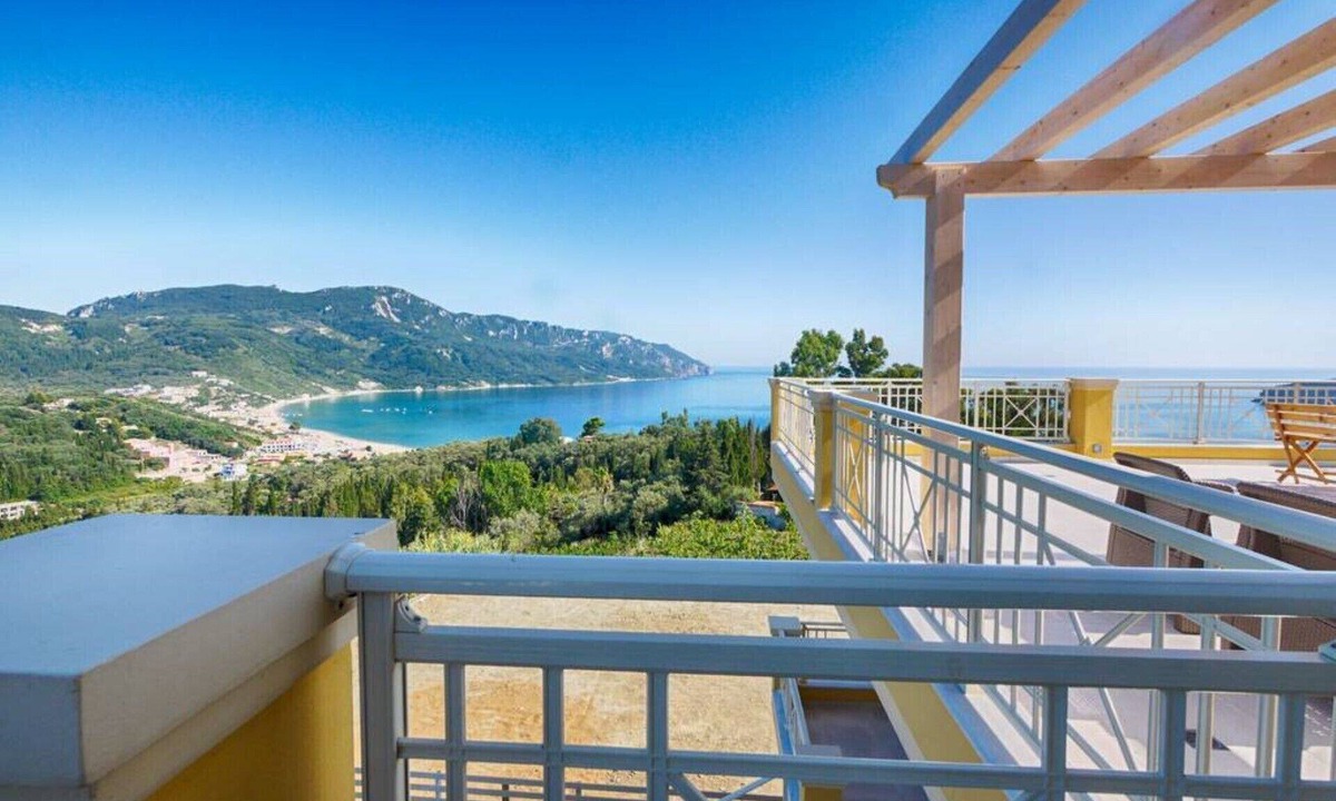 Agios Georgios Pagon Apartment | Villa Sofia, PENTHOUSE