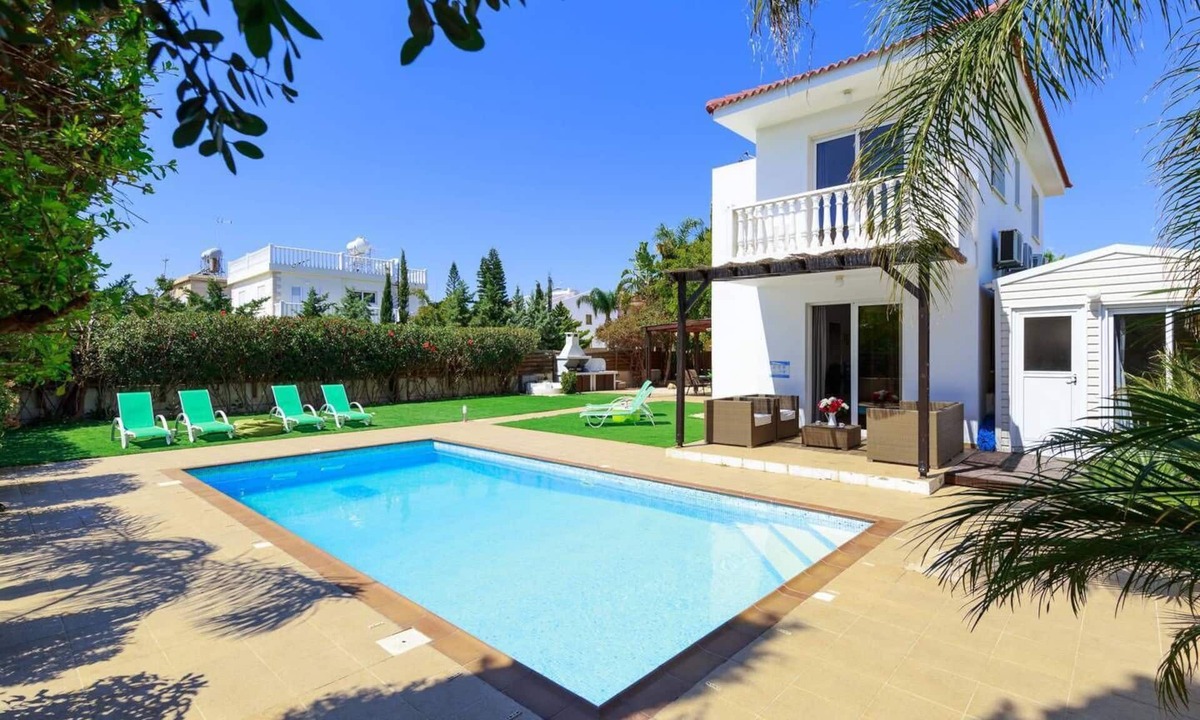 Ayia Napa Villa | Villa Sofia Summary:
