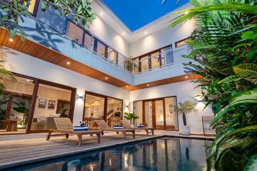 Beraban House | Villa Solaluna - Luxury 3BR with Pool near Nyanyi Beach & Luna Beach Club