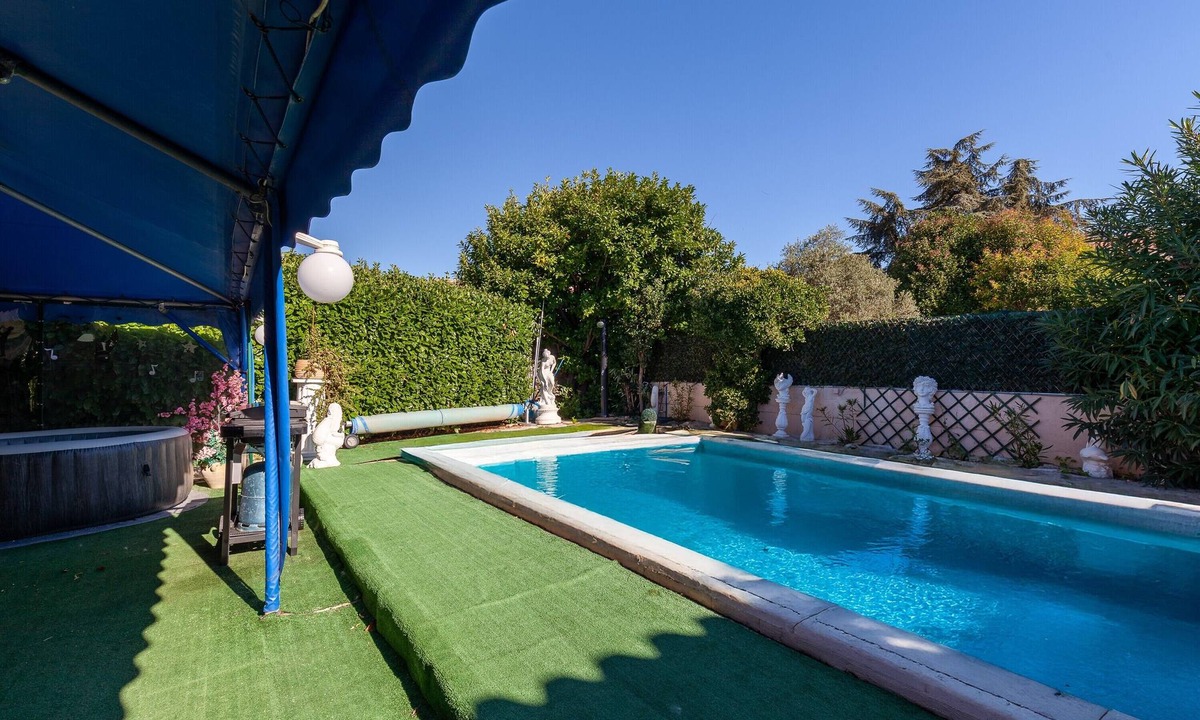 La Seyne-sur-Mer Villa | Villa 'Soleil Et Douceur' with Private Pool, Wi-Fi and Air Conditioning