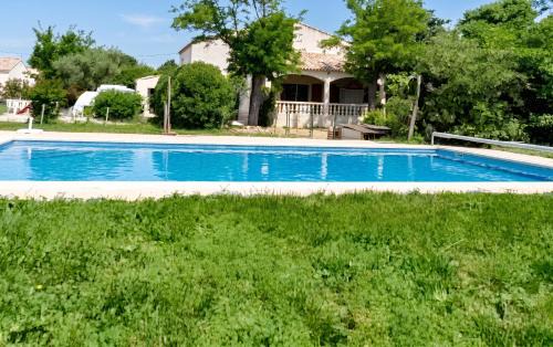 Aimargues Villa | Villa spacieuse à Aimargues avec piscine privée